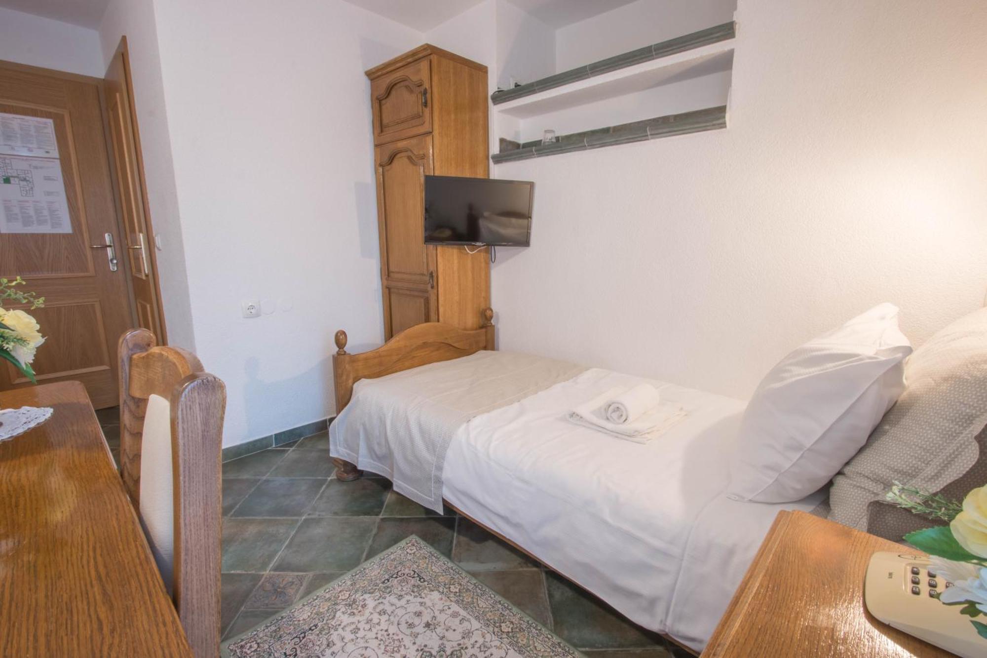 Jagodic Garni Hotel Cerklje na Gorenjskem Habitación foto