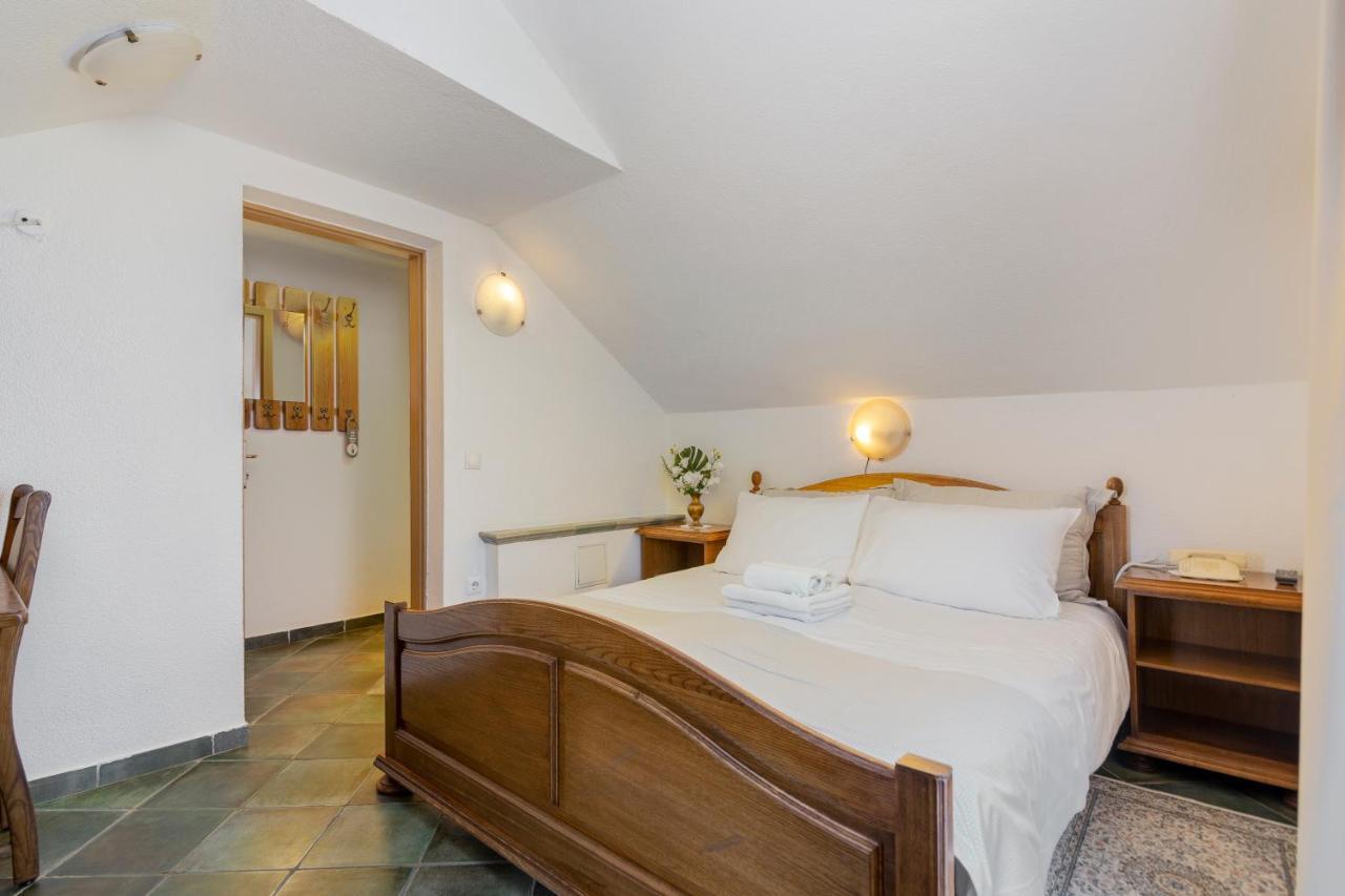 Jagodic Garni Hotel Cerklje na Gorenjskem Habitación foto