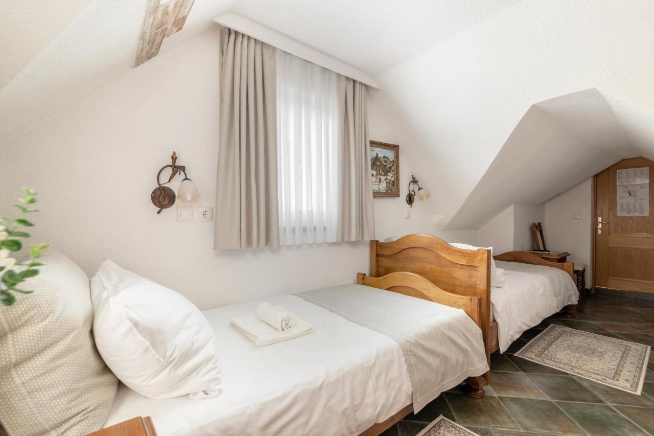 Jagodic Garni Hotel Cerklje na Gorenjskem Exterior foto