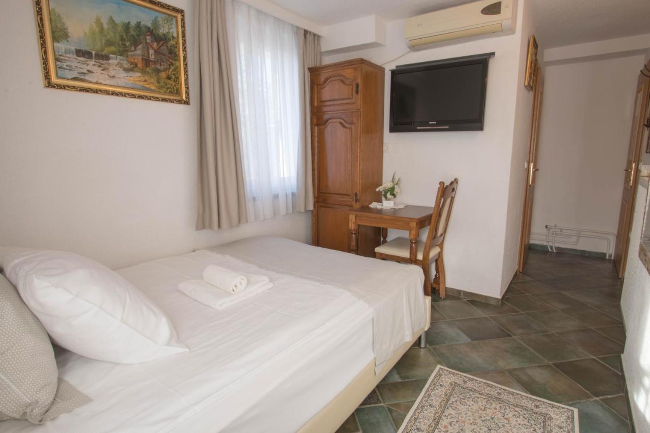 Jagodic Garni Hotel Cerklje na Gorenjskem Exterior foto